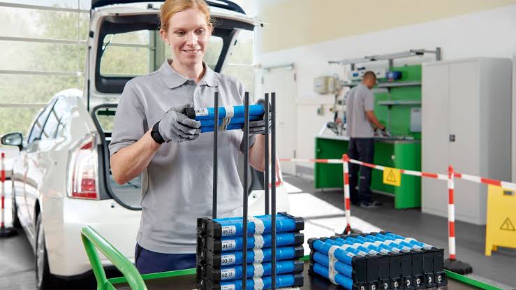 Die 5 besten E-Auto-Batteriereparatur-Services in Aalen – Defekte Batteriekomponenten wiederherstellen, wo es möglich ist